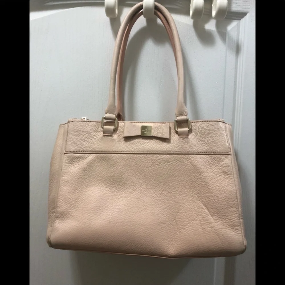 Kate spade peach color cute bag
